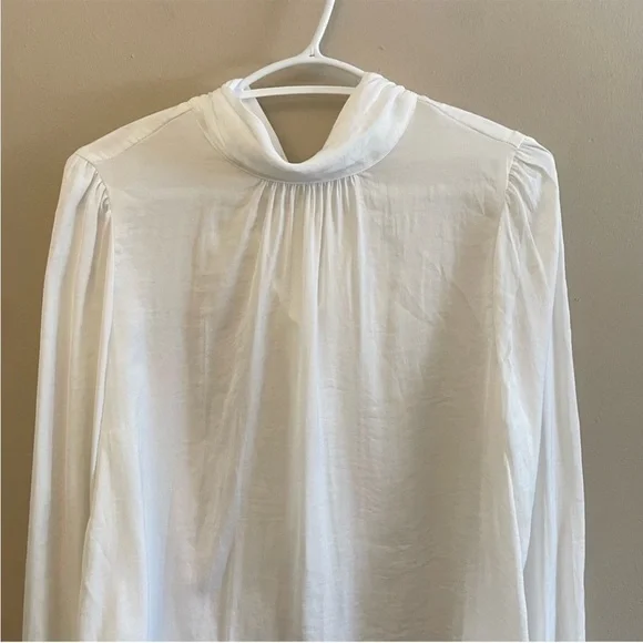 Naked Zebra White Silky High Neck Blouse & Billowy Sleeves – Size Small EUC - Picture 3 of 13